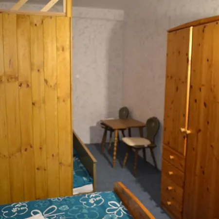 Casa de hóspedes Tenis 3*